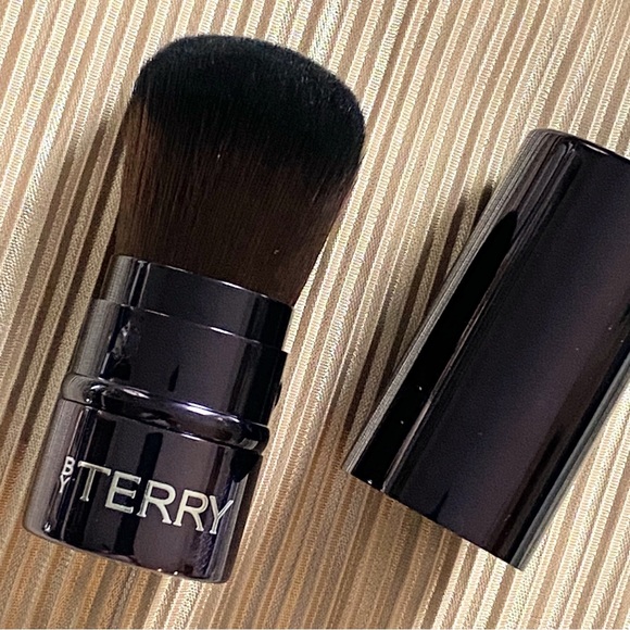 By Terry Retractable Kabuki Powder Brush - Picture 3 of 3